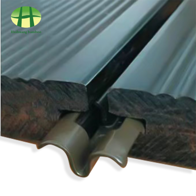 明示的な釘継ぎによる重い竹の床